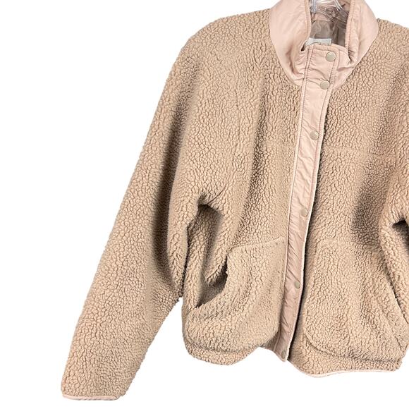 Ashley Vintage Charm Sherpa Fleece Jacket - Picture 10 of 10